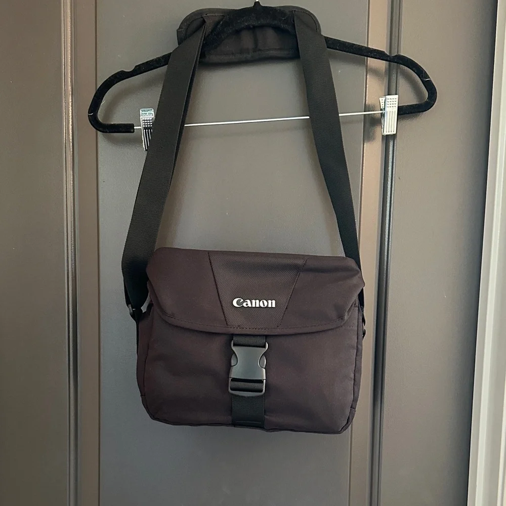 Canon Compact Camera‎ Bag